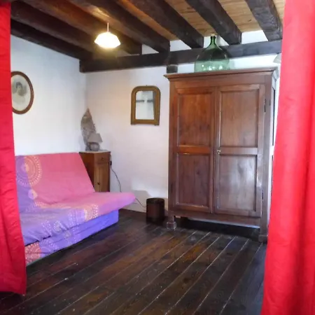 Maison En Pierres Pour 10 Personnes 펜션 *