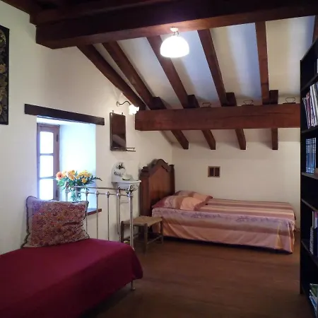 펜션 Maison En Pierres Pour 10 Personnes *